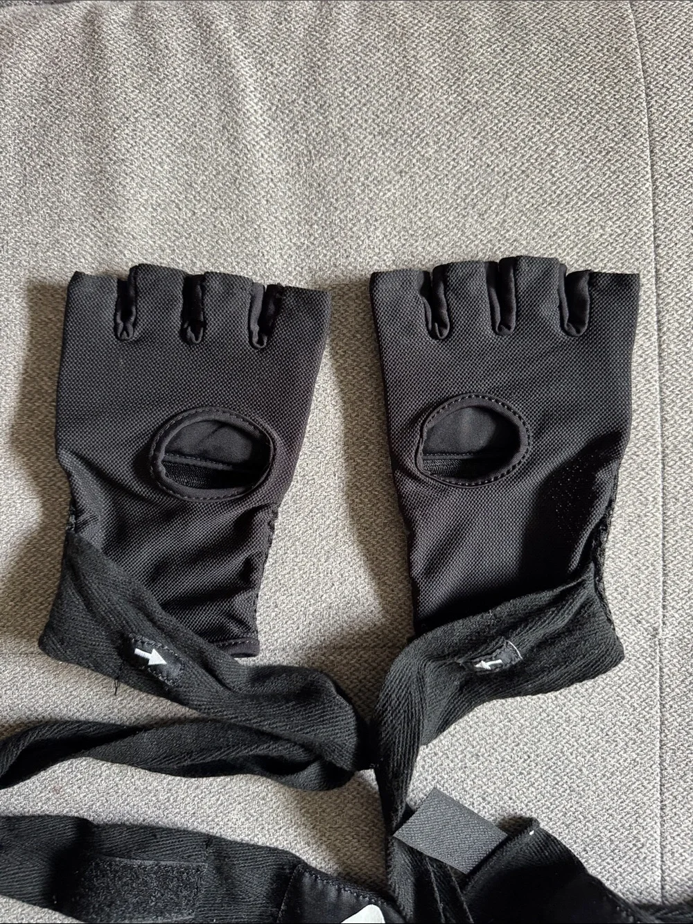 Black Fingerless Training Gloves with Wrist Wraps